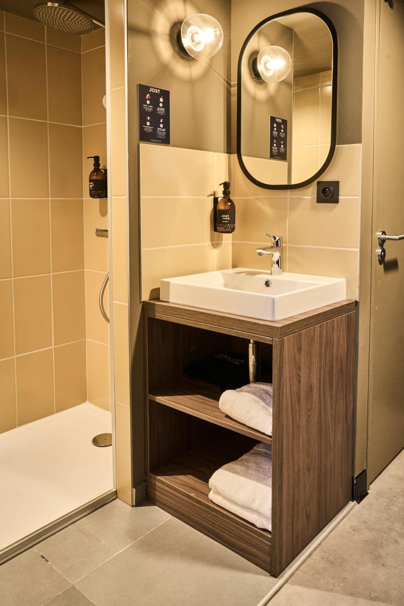 Jost Hostel Lille Centre Luaran gambar